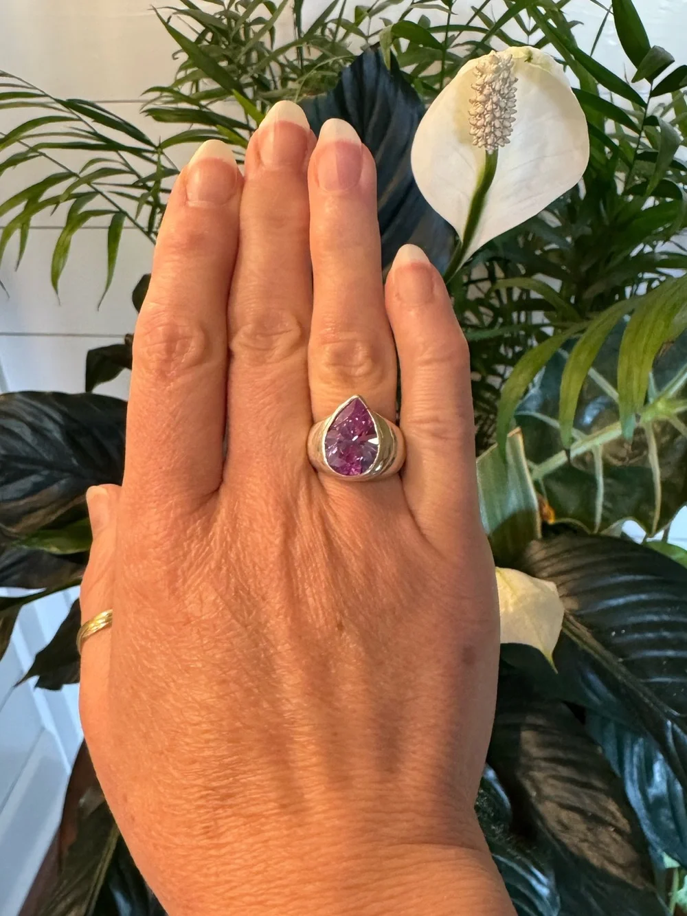 Beautiful VTG Sterling Silver Brilliantly Faceted Amethyst Sterling Silver Ring